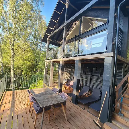 Mustikkamaa 木屋 Lohja